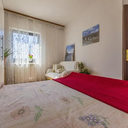 Apartment Milka Dramalj